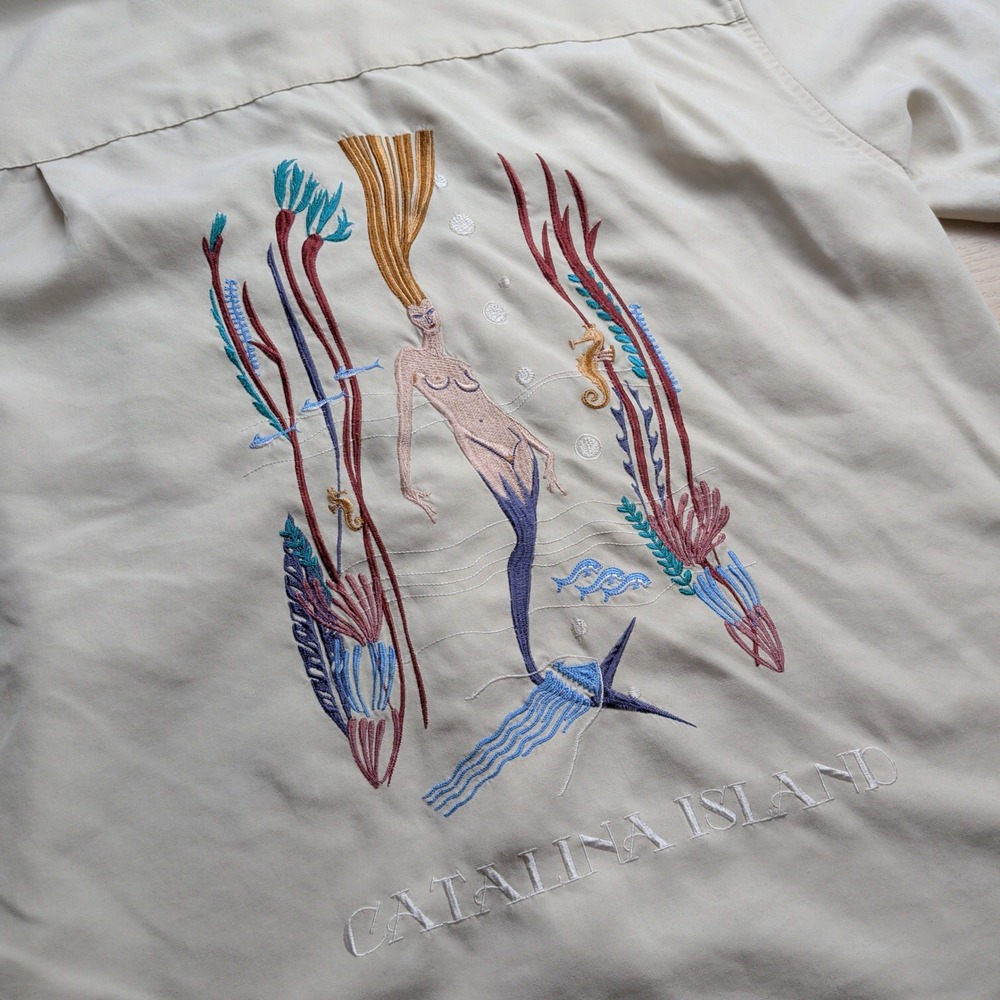 Bamboo Cay Camp Shirt Mens S Catalina Island Mermaid Embroidered Beige Resort